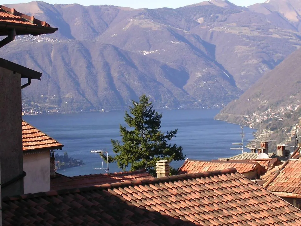 Casa Delle Rose Villa Faggeto Lario Holiday home