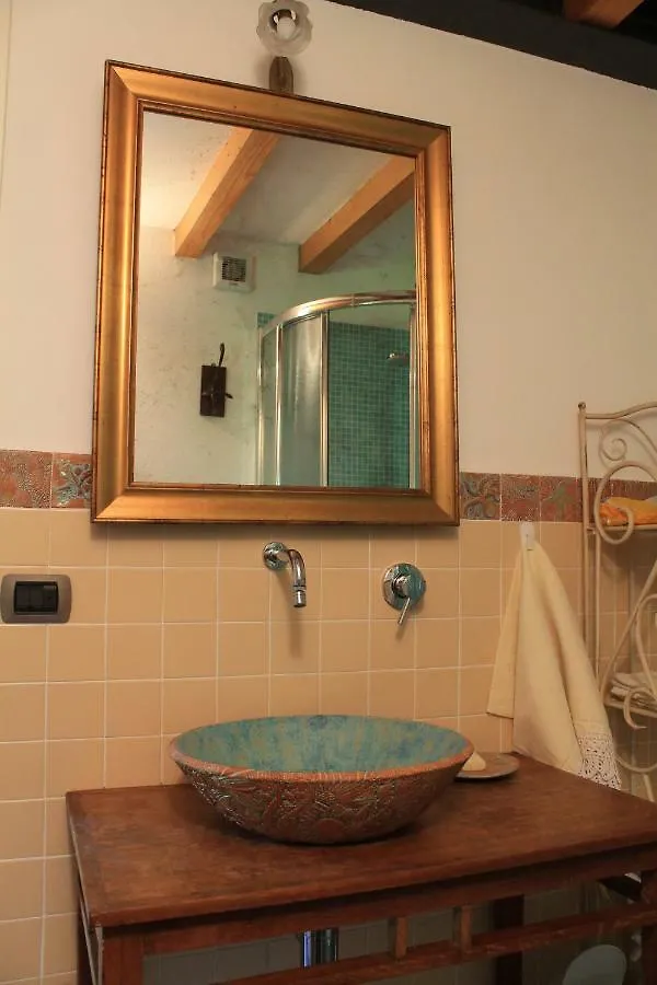 Holiday home Casa Delle Rose Villa Faggeto Lario