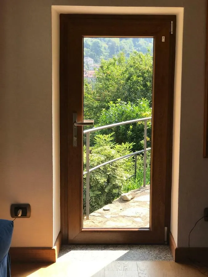 Casa Delle Rose Villa Faggeto Lario Holiday home